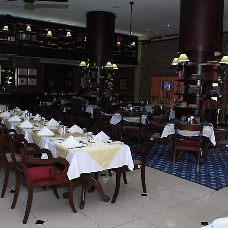 Oakwood Park Hotel Lekki Ngoại thất bức ảnh