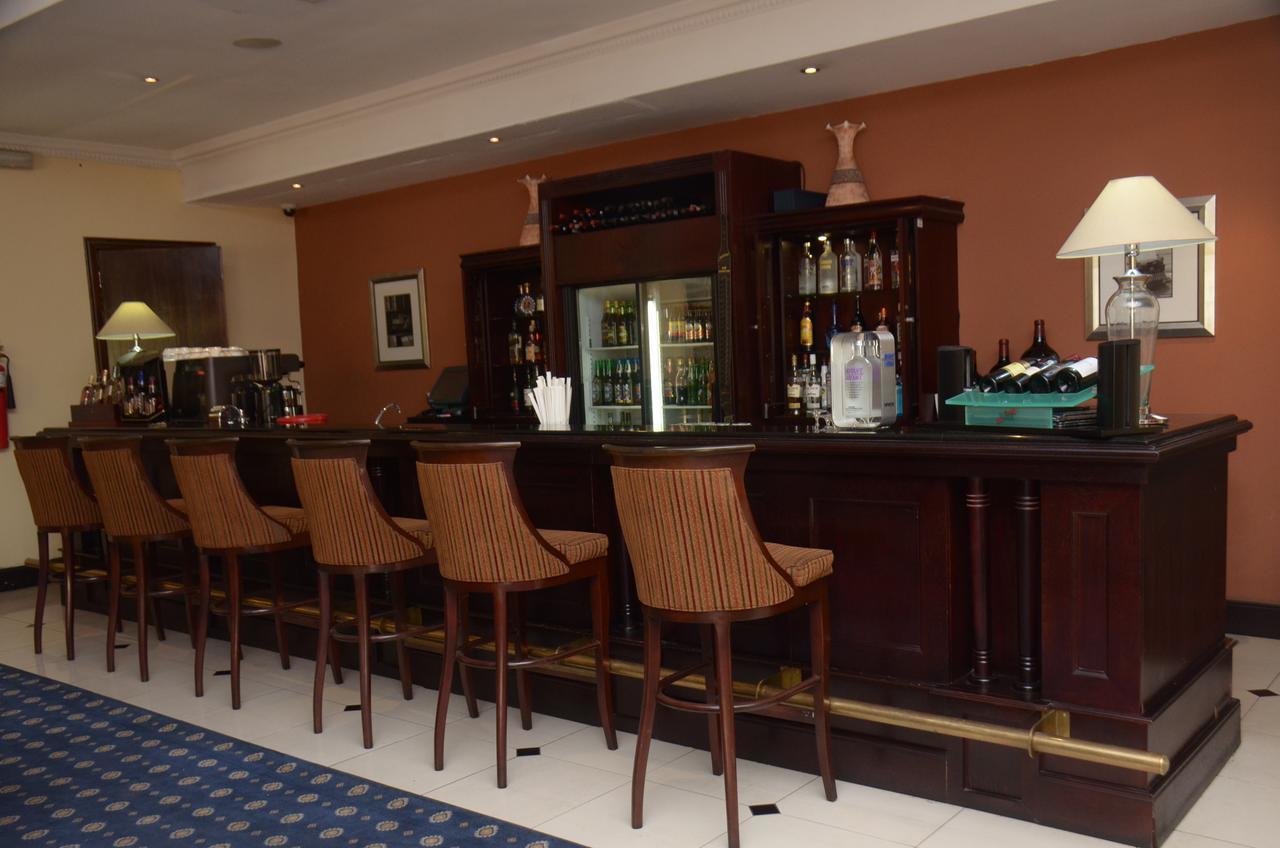 Oakwood Park Hotel Lekki Ngoại thất bức ảnh