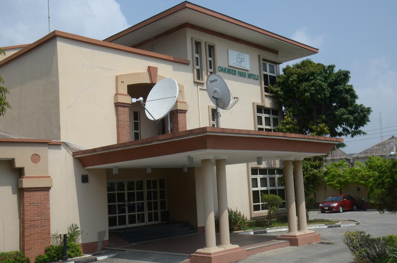 Oakwood Park Hotel Lekki Ngoại thất bức ảnh