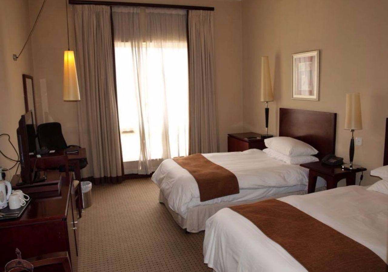 Oakwood Park Hotel Lekki Ngoại thất bức ảnh
