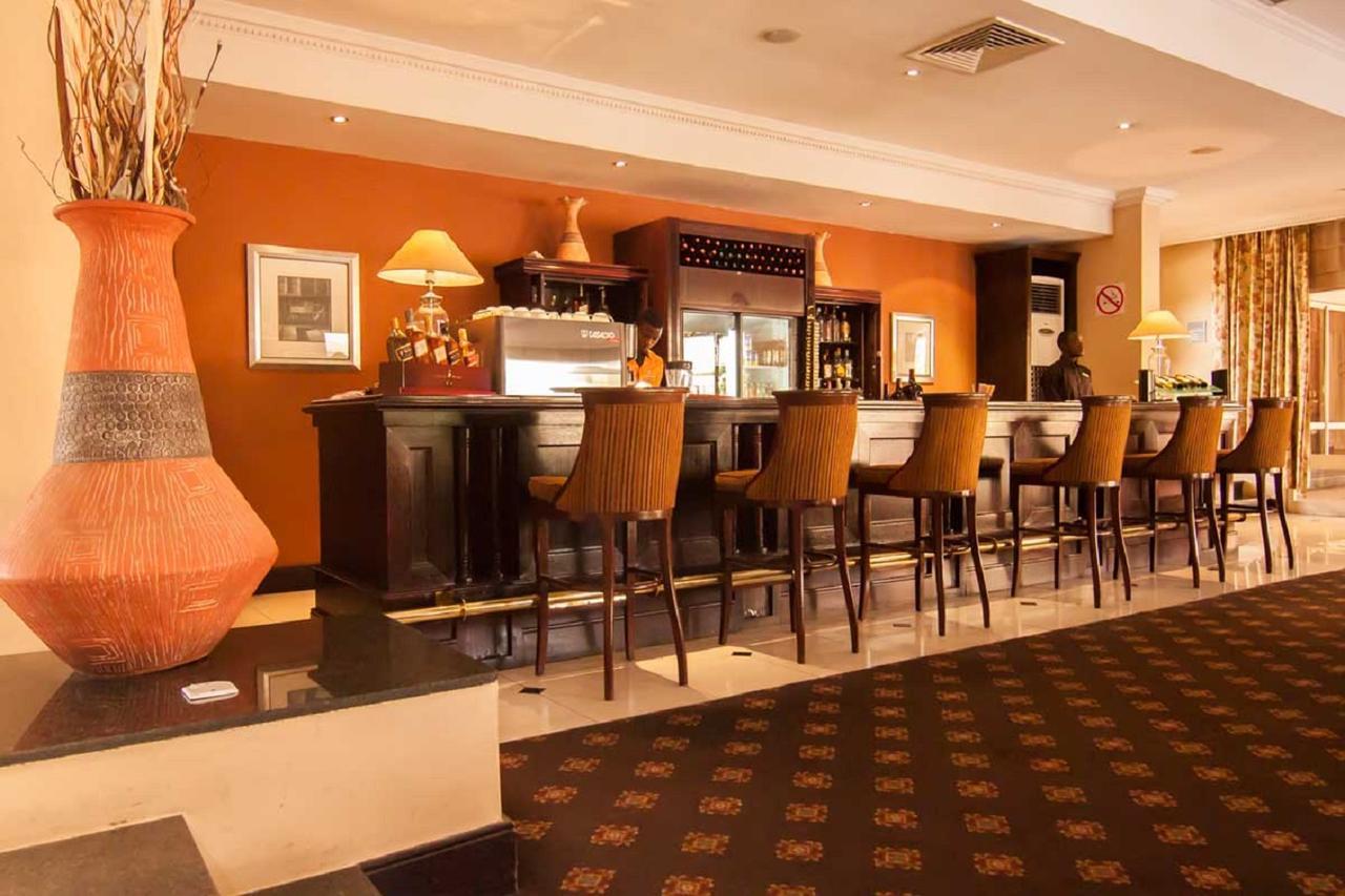 Oakwood Park Hotel Lekki Ngoại thất bức ảnh